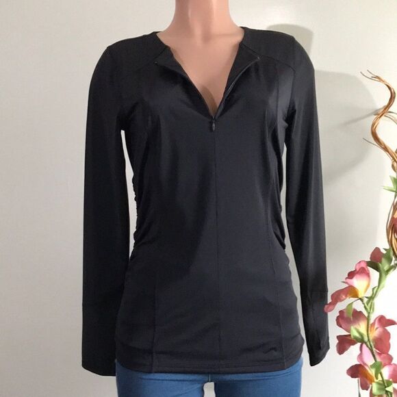 zuda Z-Sol Ruching Detail Knit Top - Picture 4 of 10